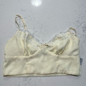 Baby yellow crop top
